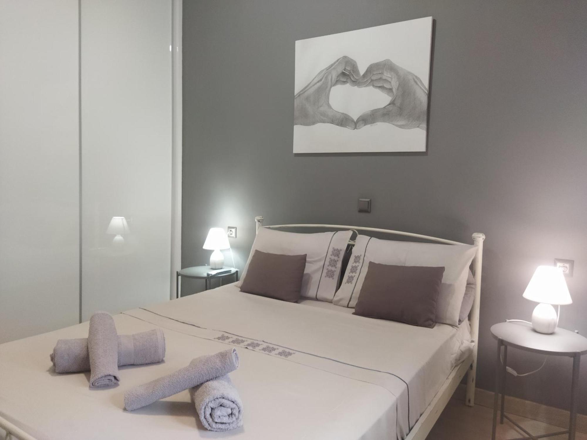 Grey Sense Luxury Apartment 伊拉克利翁 外观 照片
